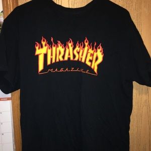 Black large Thrasher t shirt